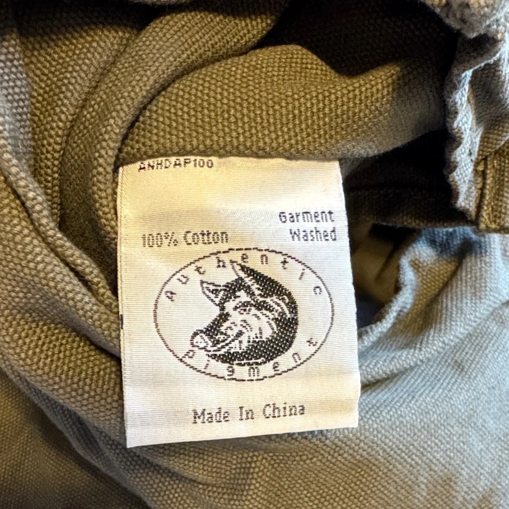 Olive Canvas Messenger Bag - Classic Outdoor Style